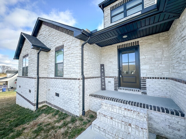 Building Photo - 46 Caden Ln