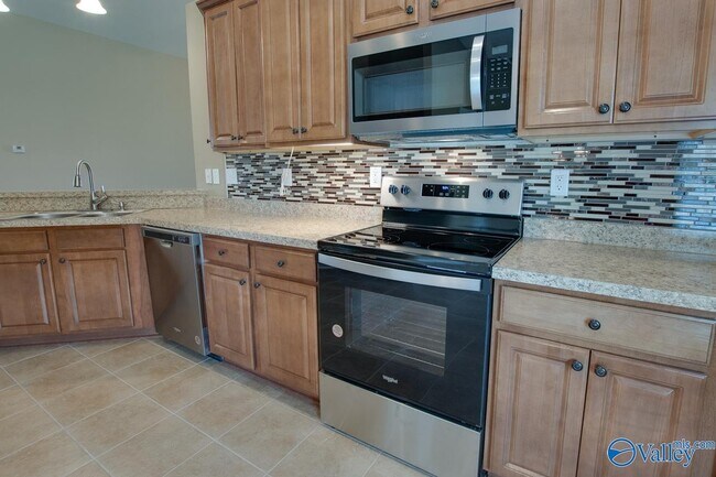 Foto del edificio - 103 Fields Pond Dr