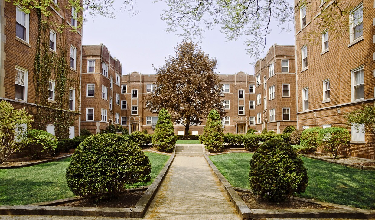 909 Washington St, Evanston, IL 60202 Apartments in Evanston, IL