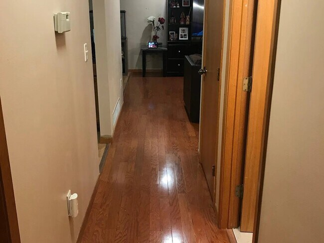 Foto del edificio - 4904 Opal Ln NW