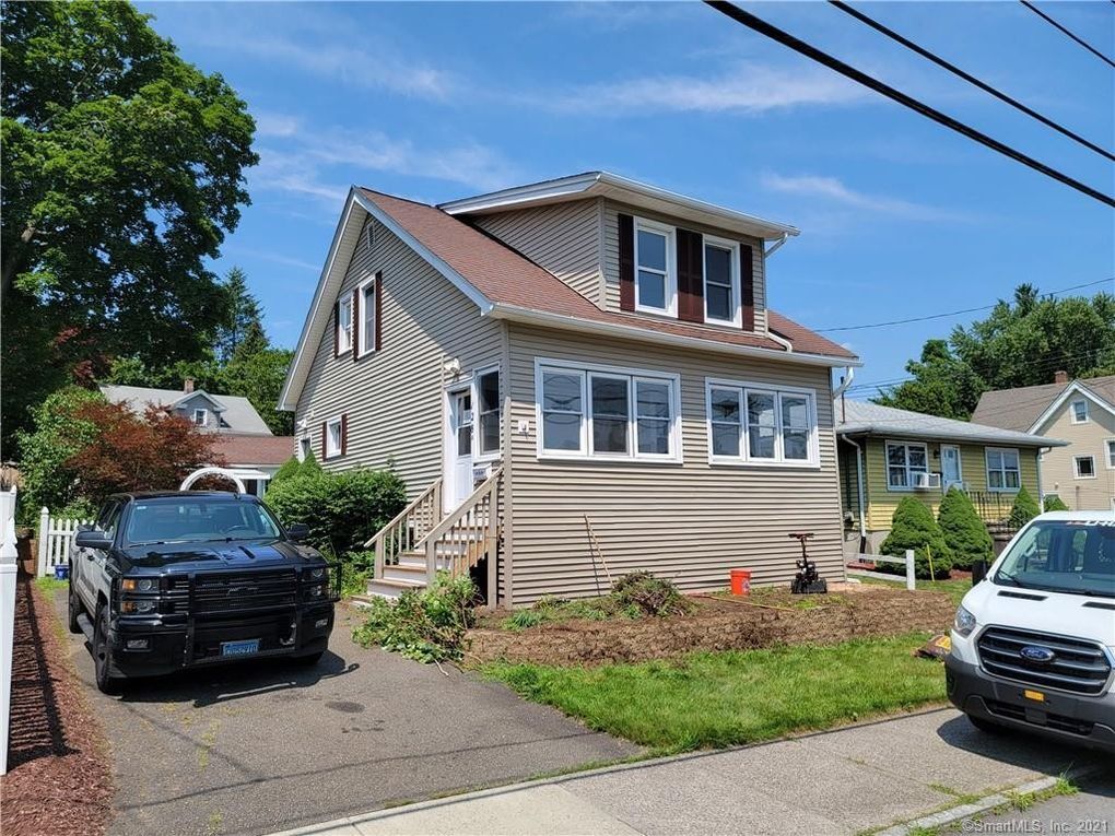 128 Walnut St, Naugatuck, CT 06770 House Rental in Naugatuck, CT
