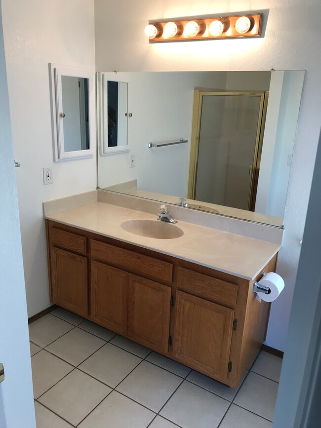 401 Wilford Ln, Cotati, CA 94931 House Rental in Cotati, CA