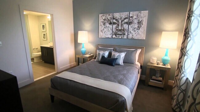 Building Photo - 19 Phipps St