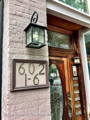 Building Photo - 602 S Elm St