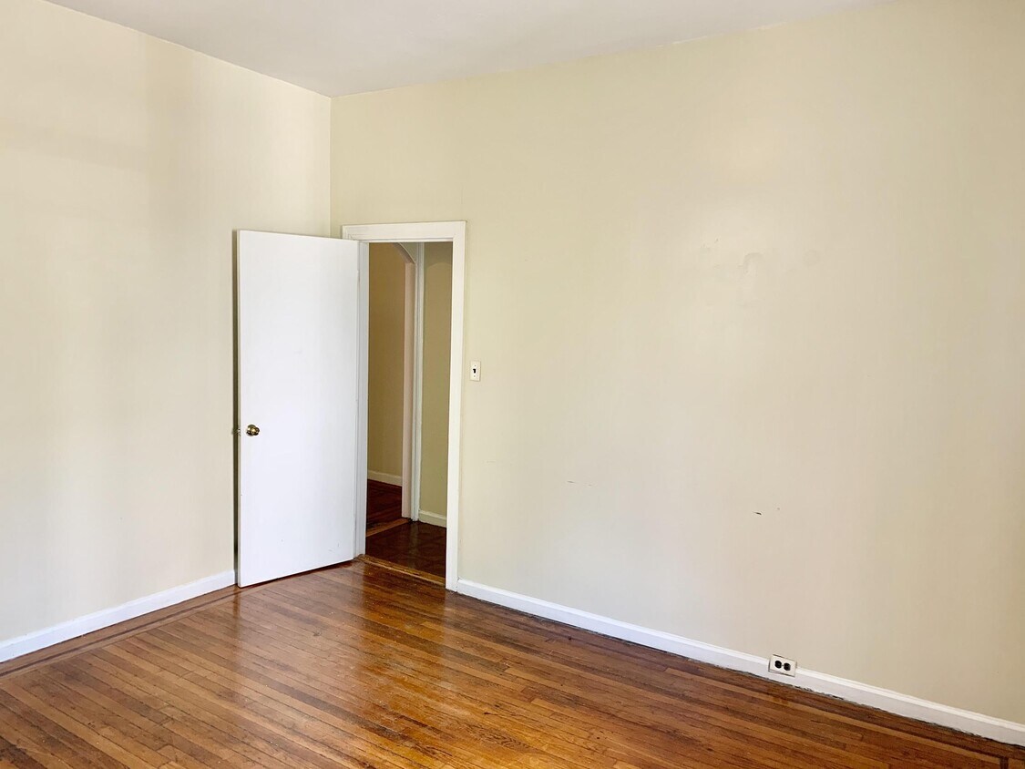 78 Hawthorne St Unit 1C, Brooklyn, NY 11225 Room for Rent in Brooklyn, NY