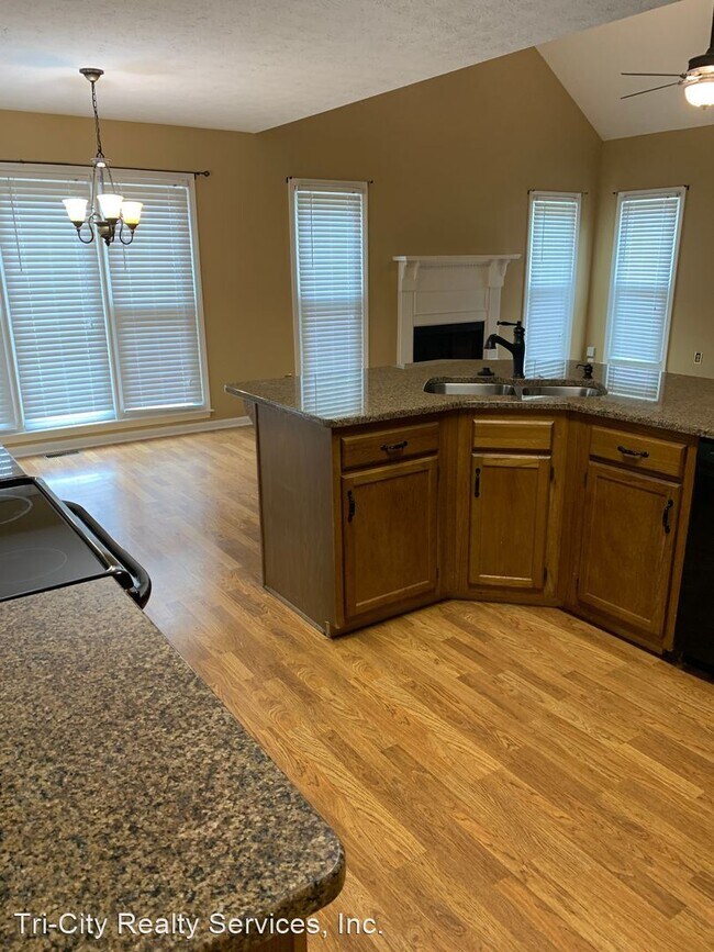 Foto del edificio - 3 br, 3 bath House - 310 Braemar Road