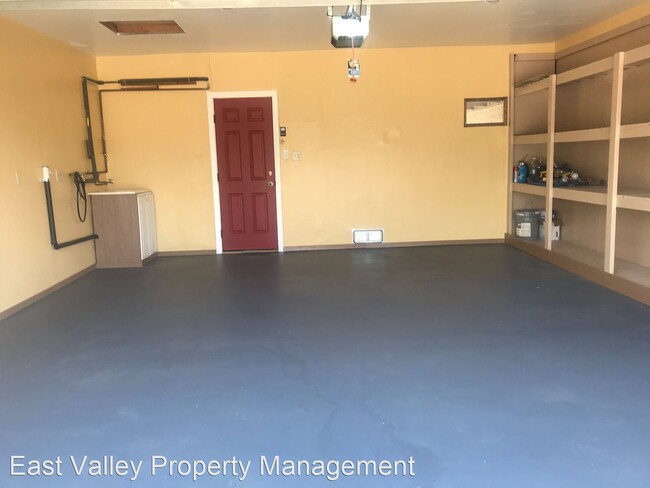 Foto del edificio - 3 br, 1.5 bath House - 27037 9th Street