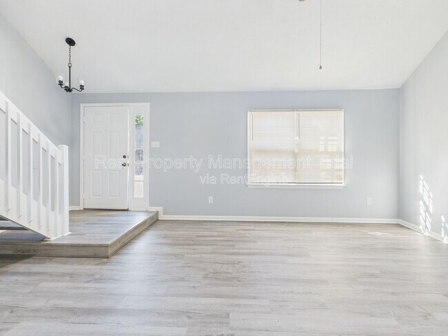 Foto del edificio - 121 Tidal Dr