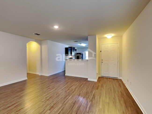 Building Photo - 7559 Bowdre