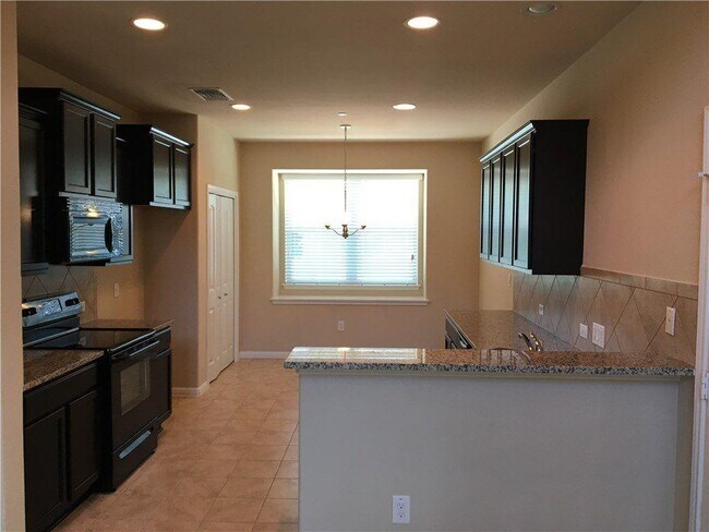 Foto del edificio - 516 E Slaughter Ln