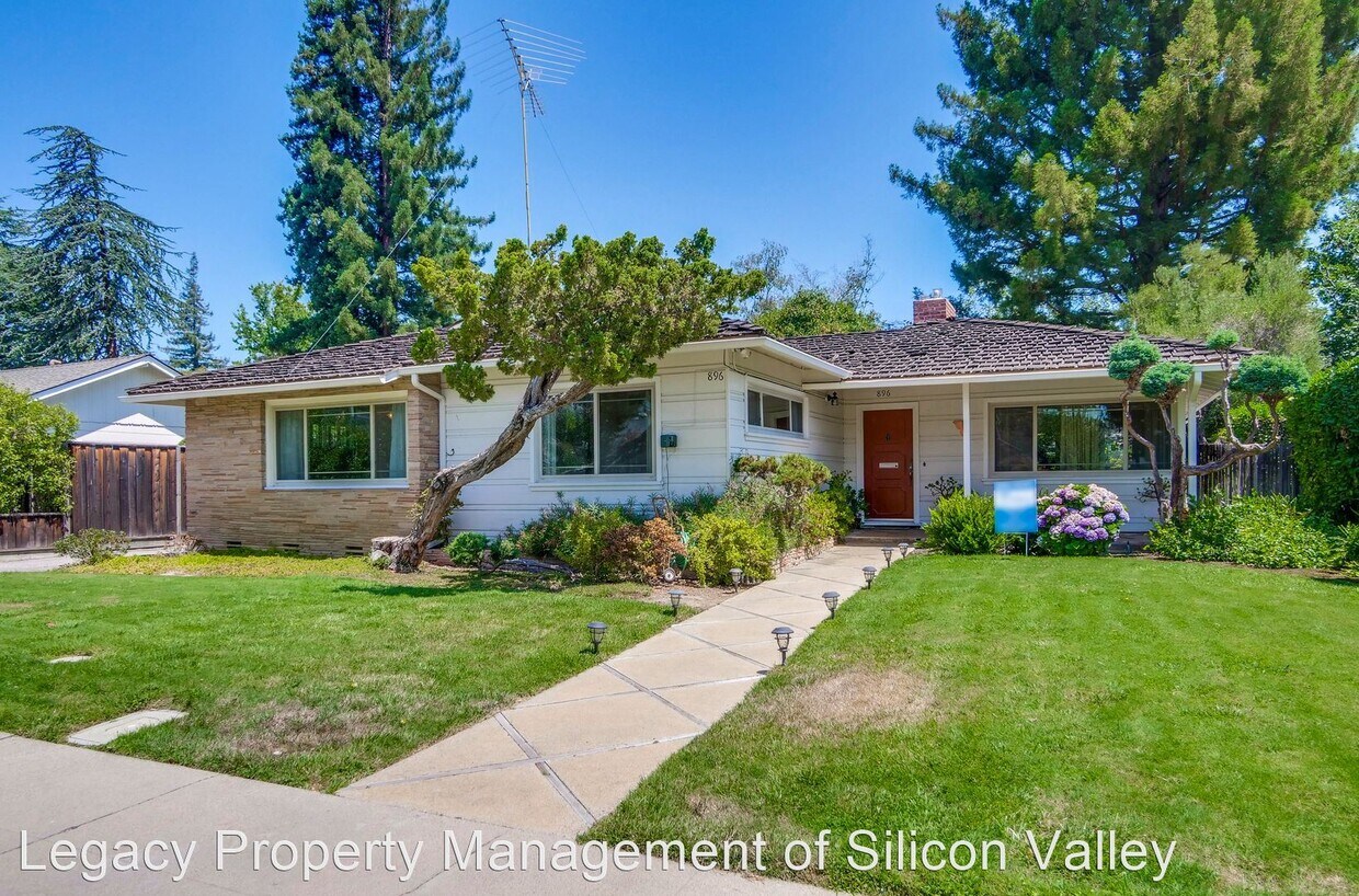 Primary Photo - 3 br, 2 bath House - 896 Southampton Drive