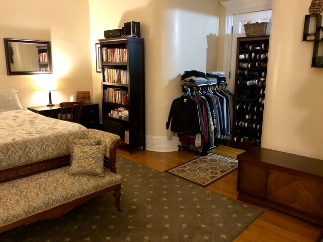 Foto del edificio - 240 N 2nd St