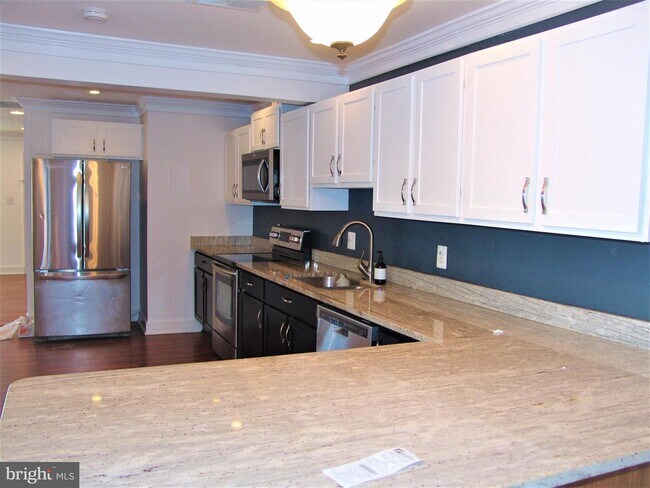 Foto del edificio - 7112 Vellex Ln