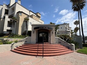 Building Photo - 200 Pacific Coast Hwy