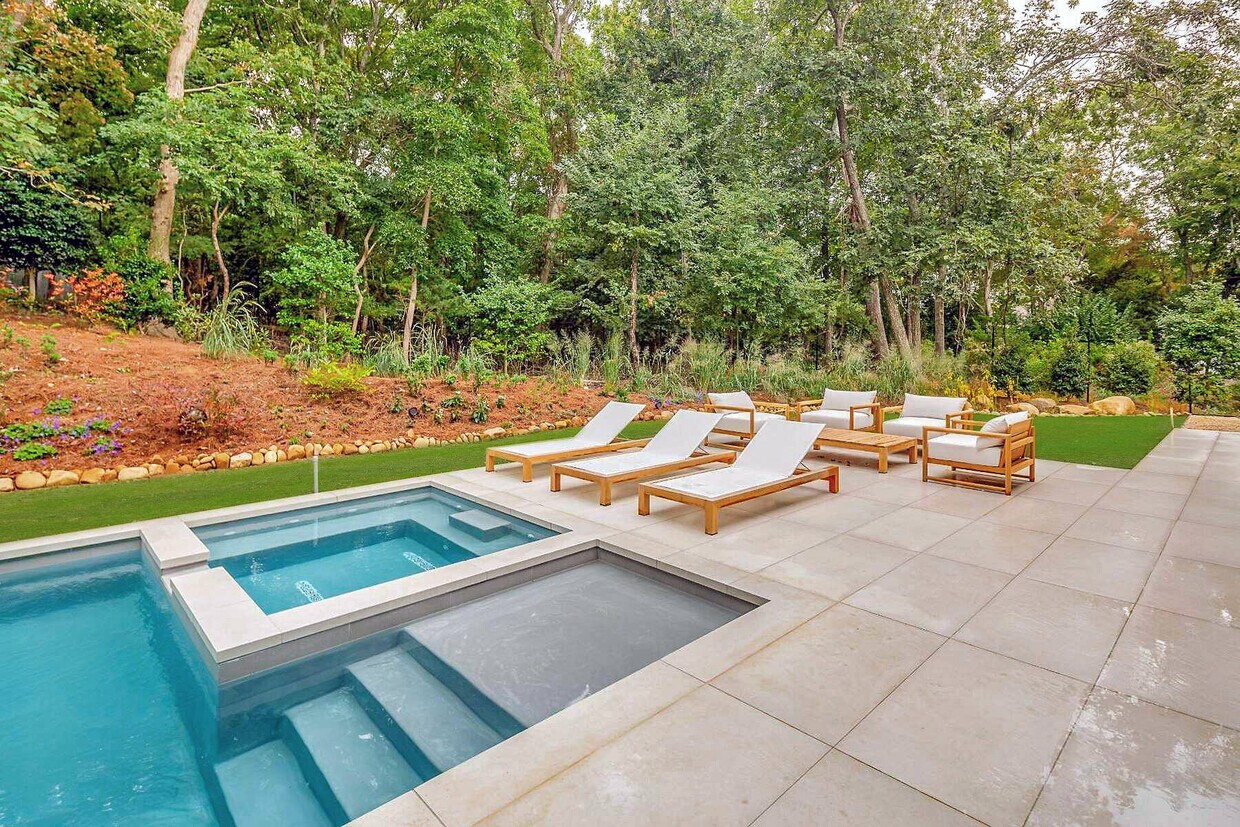 Foto principal - 232 Kings Point Rd