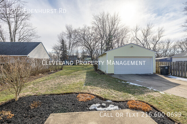 Foto del edificio - Cozy Lyndhurst Bungalow