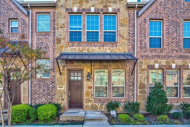Building Photo - 2434 Magalia Ln