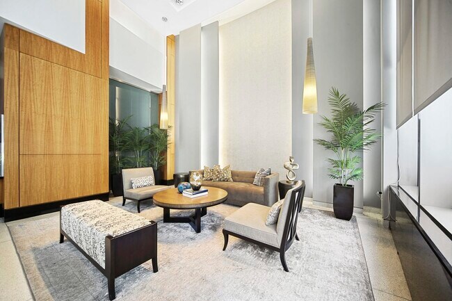 Lobby - 100 E 14th St
