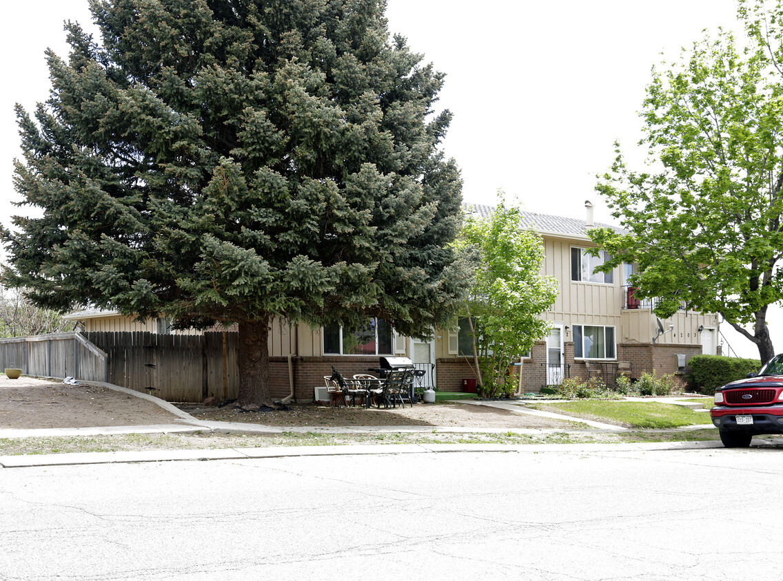 Building Photo - 4203 Forest Hill Rd