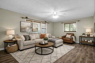 Building Photo - 272 Collingwood Ave