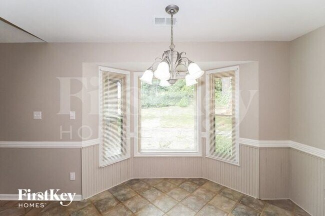 Foto del edificio - 8519 Spruce Tree Cove