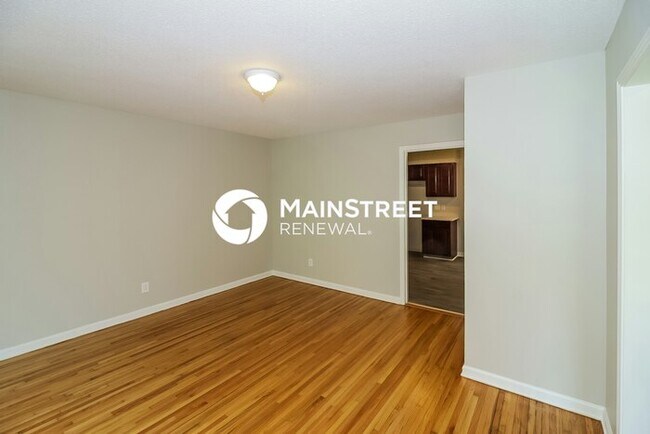 Foto del edificio - 3 Bedroom Pet-Friendly Home in Memphis, TN with Main Street Renewal