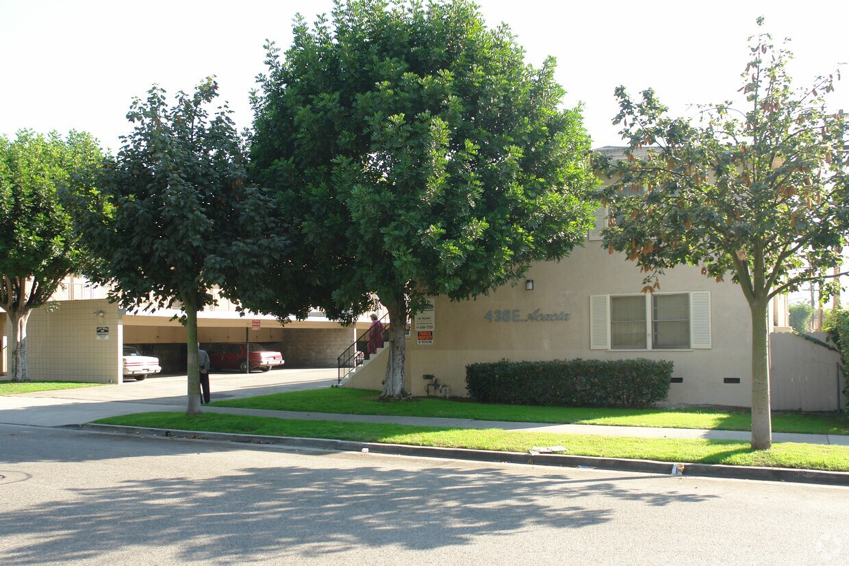438 E Acacia Ave, Glendale, CA 91205 Apartments in Glendale, CA