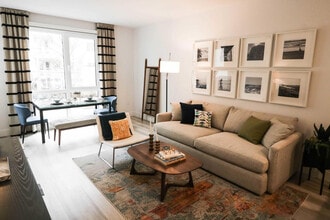 Building Photo - 56 Triton Park Ln