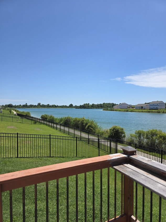 Foto del edificio - 602 Lake Tyler Dr