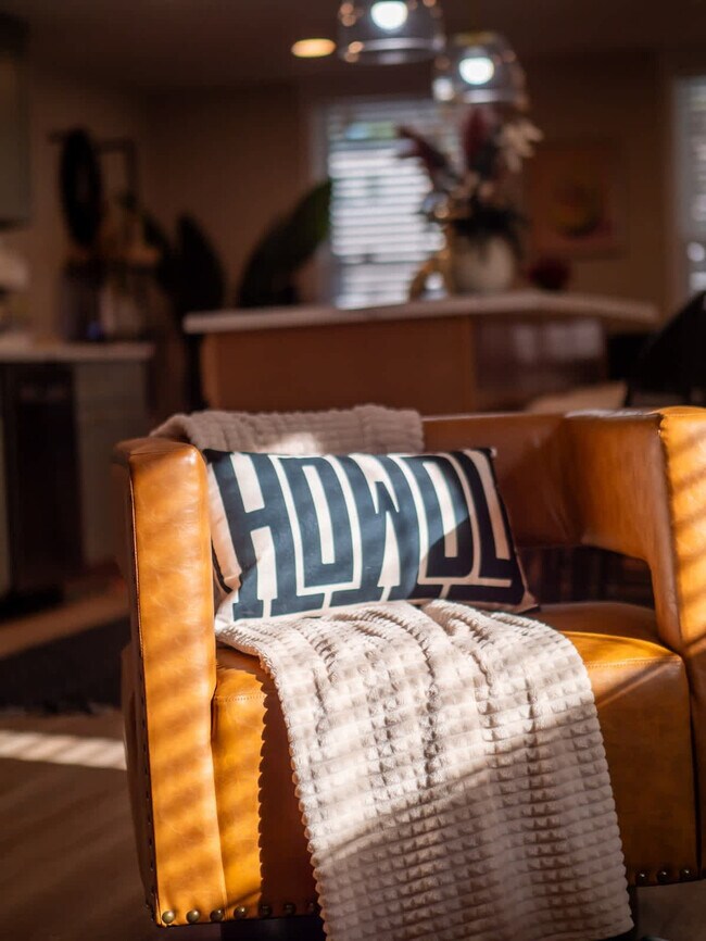 Building Photo - 5602 Tillman Ave