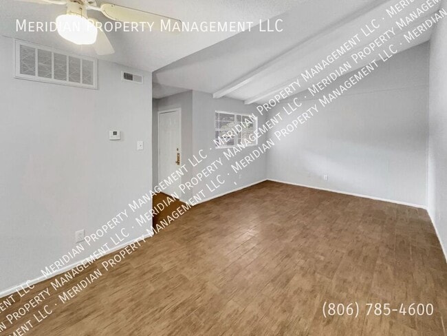 Foto del edificio - 1708 Elkhart-C