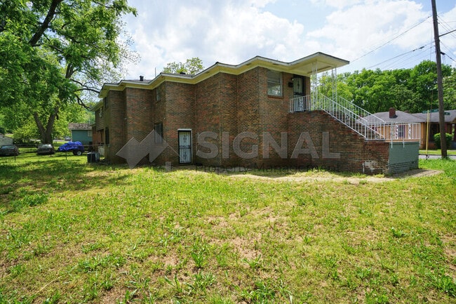 Building Photo - 601 Dublin Ave