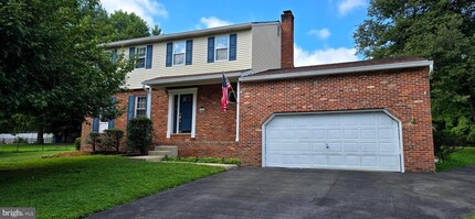 Building Photo - 1526 Palm Ct
