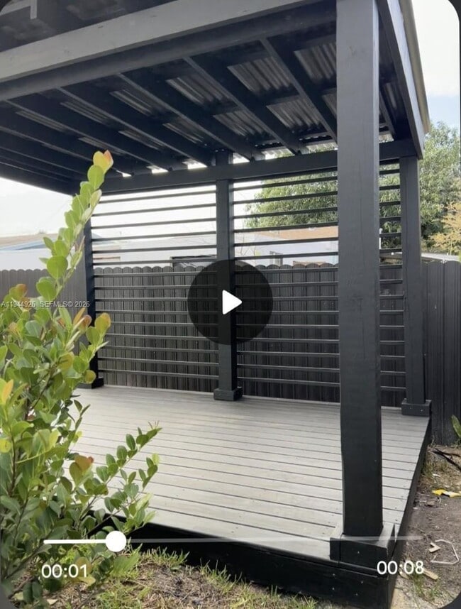 Building Photo - 8016 NW 14th Pl