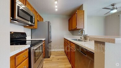 Building Photo - 95-510 Wikao St
