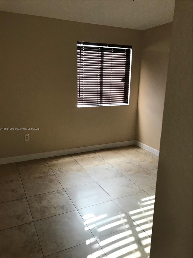 Building Photo - 6206 SW 131st Pl