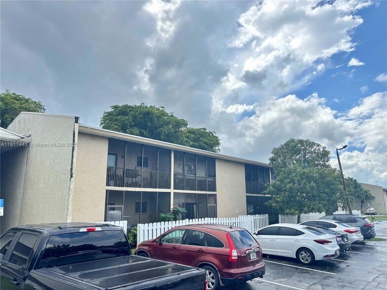 Photo - 10350 SW 220th St Unit 251