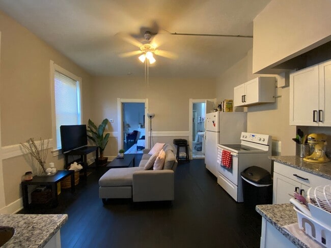 Photo - 146 Parker St Apartment