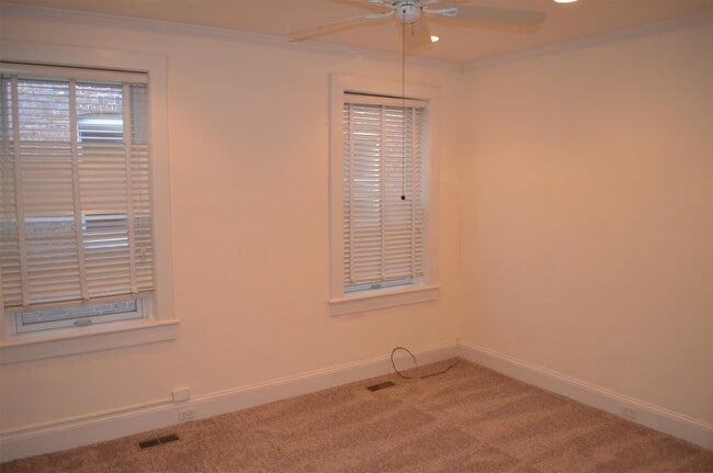 Building Photo - 621 W Princess Anne Rd