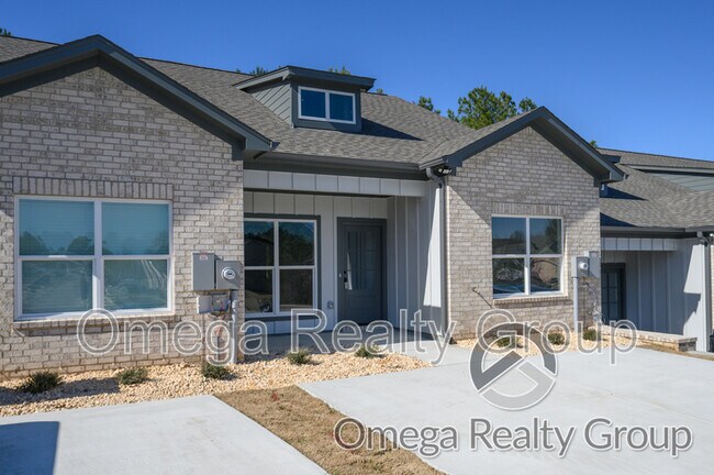 Building Photo - 206 Winner Cir