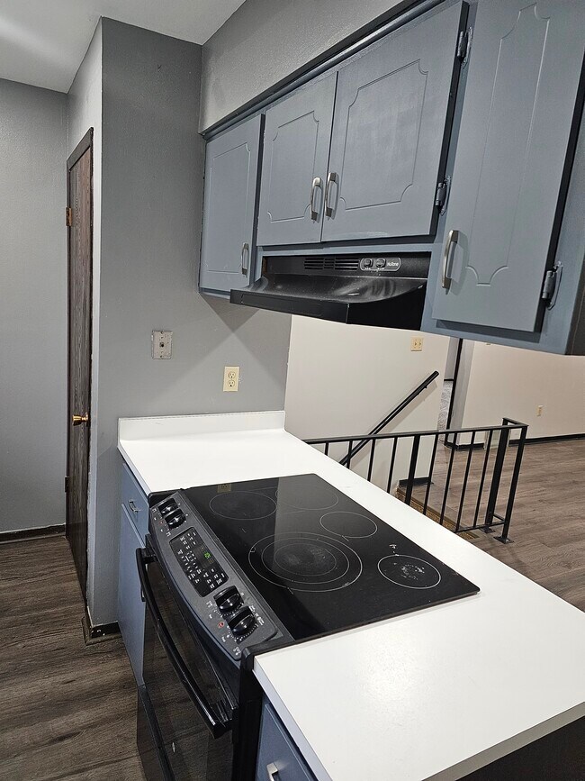 Foto del edificio - 6980 N Raintree Ct