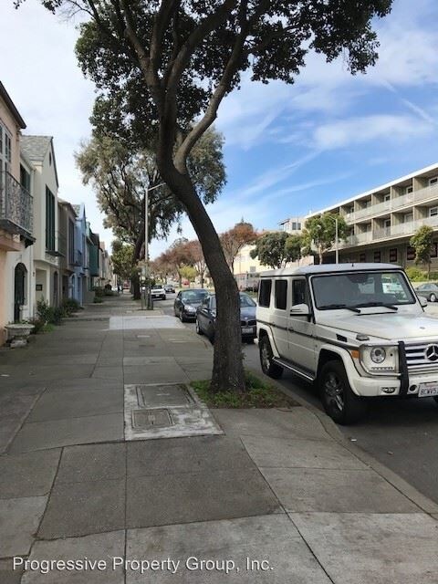 Building Photo - 3 br, 2 bath House - 135 Monterey Blvd.