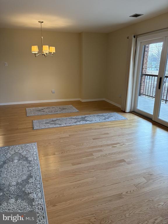 Foto del edificio - 215 Haddonfield Cmns