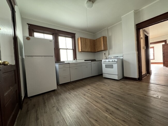 Building Photo - 189 Second Ave