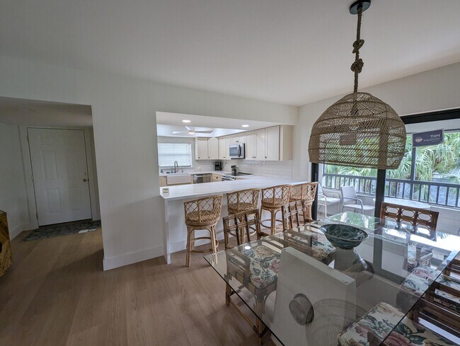 Foto del edificio - 404 Clubhouse Cir