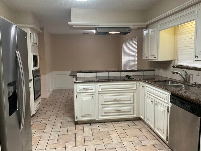 Foto del edificio - 13722 Darrington Ln