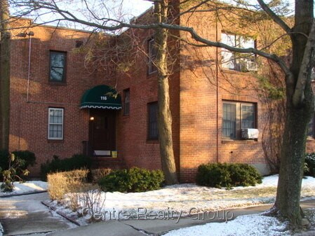 Building Photo - 116 Floral St