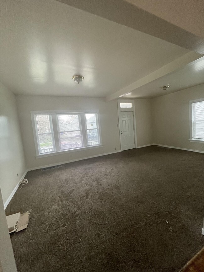 7829 S Ingleside Ave, Chicago, IL 60619 House Rental in Chicago, IL