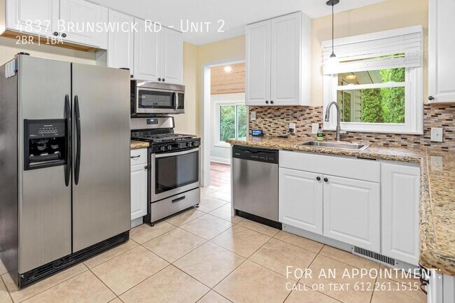 Foto del edificio - 4837 Brunswick Rd