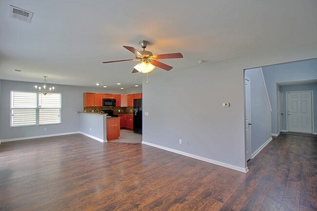 Foto del edificio - 207 Bender St